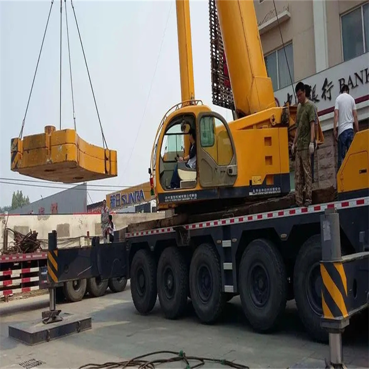 金平当地吊车出租|机器吊装|75吨|工厂搬迁服务